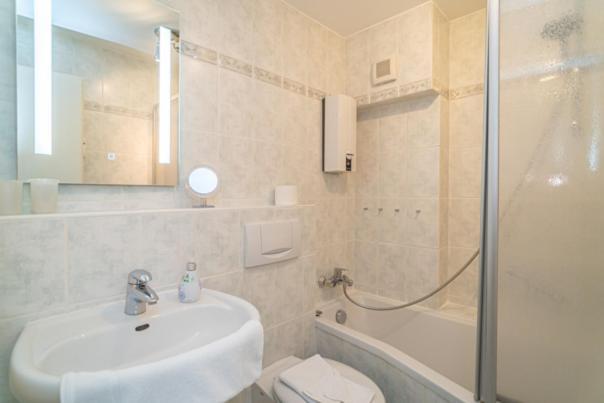 Apartment Falkennest 1 *